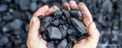 高炉炼铁焦炭的作用是什