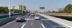 中国第一条高速公路哪一