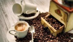 哺乳期喝咖啡影响吗（揭